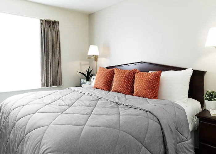 Intown Suites Extended Stay Cincinnati Oh - Colerain